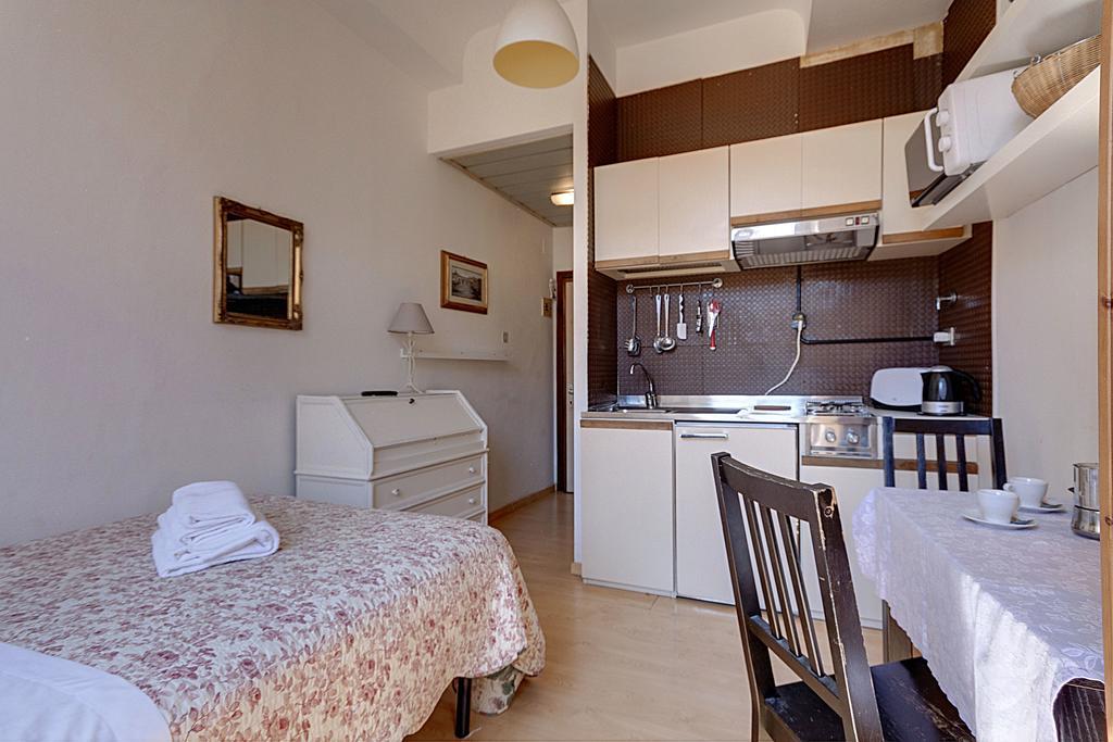 Residenza Castellani Apartment Флоренция Стая снимка