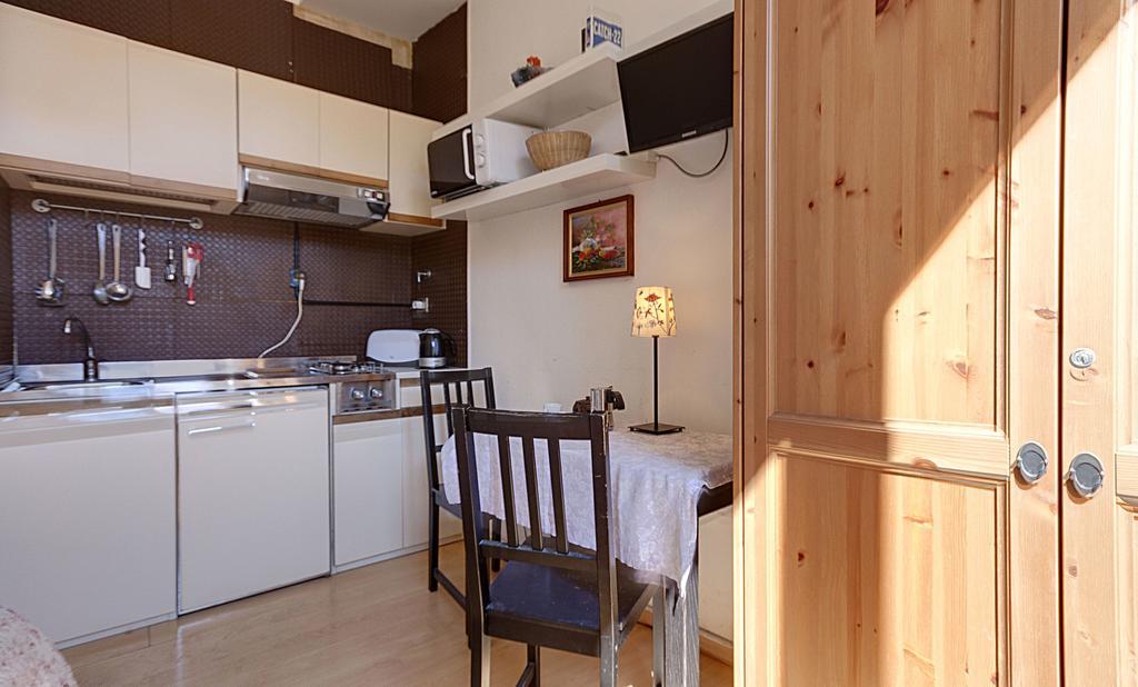 Residenza Castellani Apartment Флоренция Стая снимка